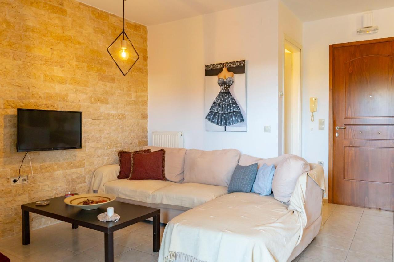 A Quiet Apartment Close To The Sea Gouves Esterno foto