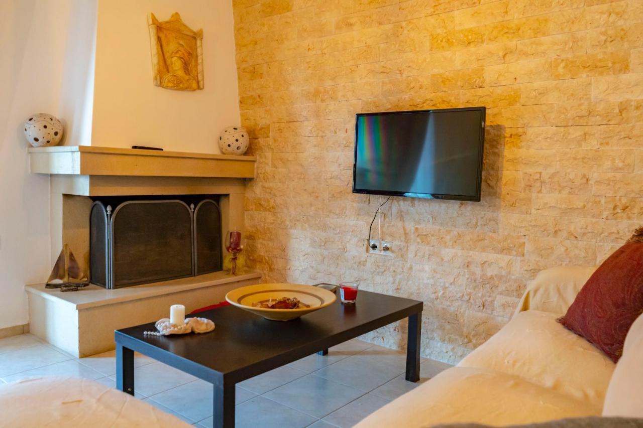 A Quiet Apartment Close To The Sea Gouves Esterno foto