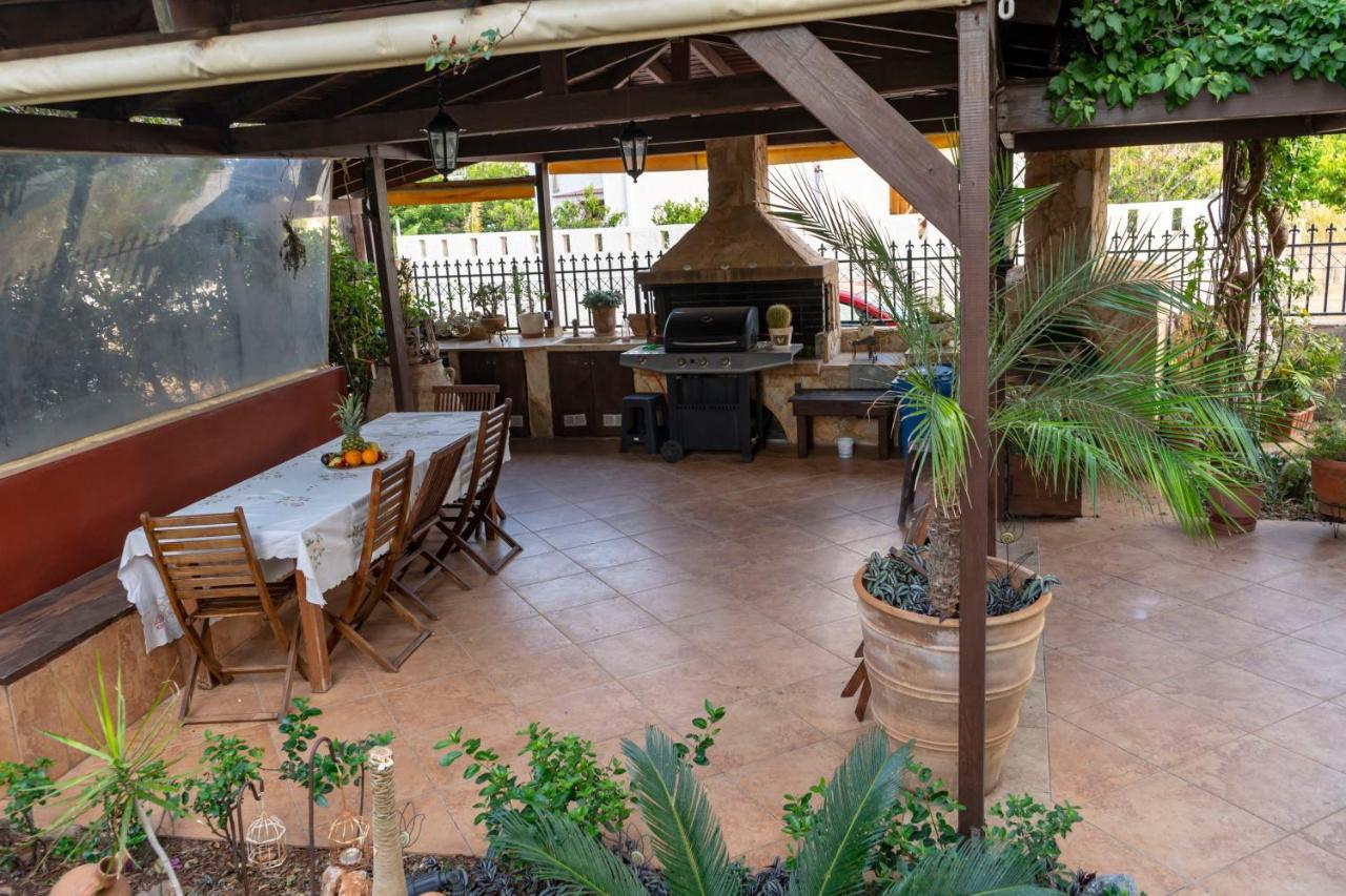 A Quiet Apartment Close To The Sea Gouves Esterno foto