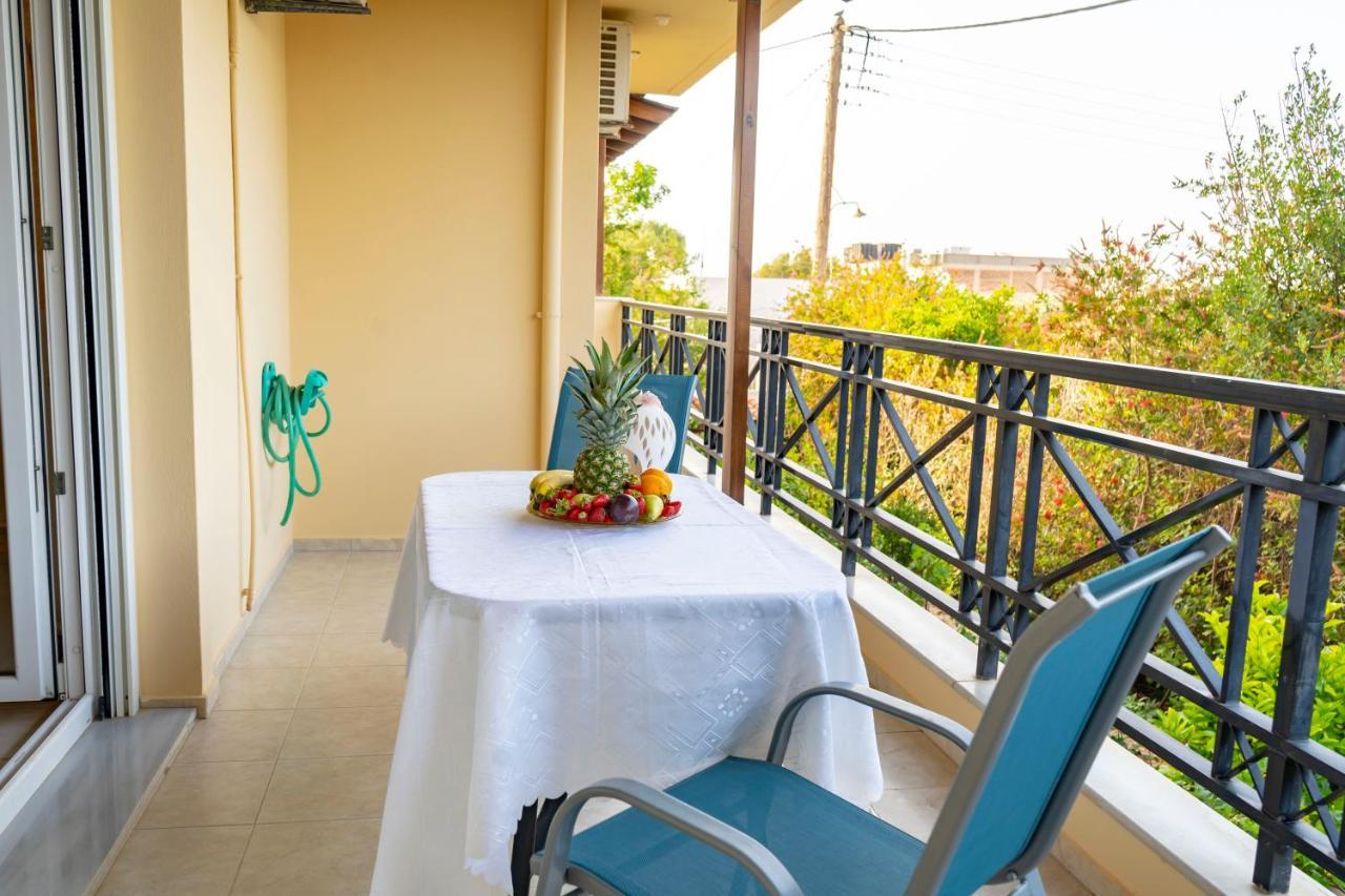 A Quiet Apartment Close To The Sea Gouves Esterno foto