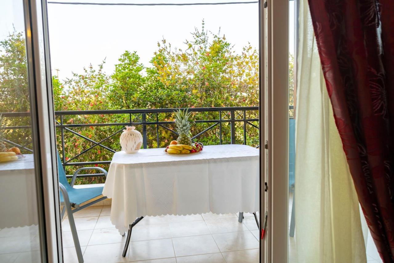 A Quiet Apartment Close To The Sea Gouves Esterno foto